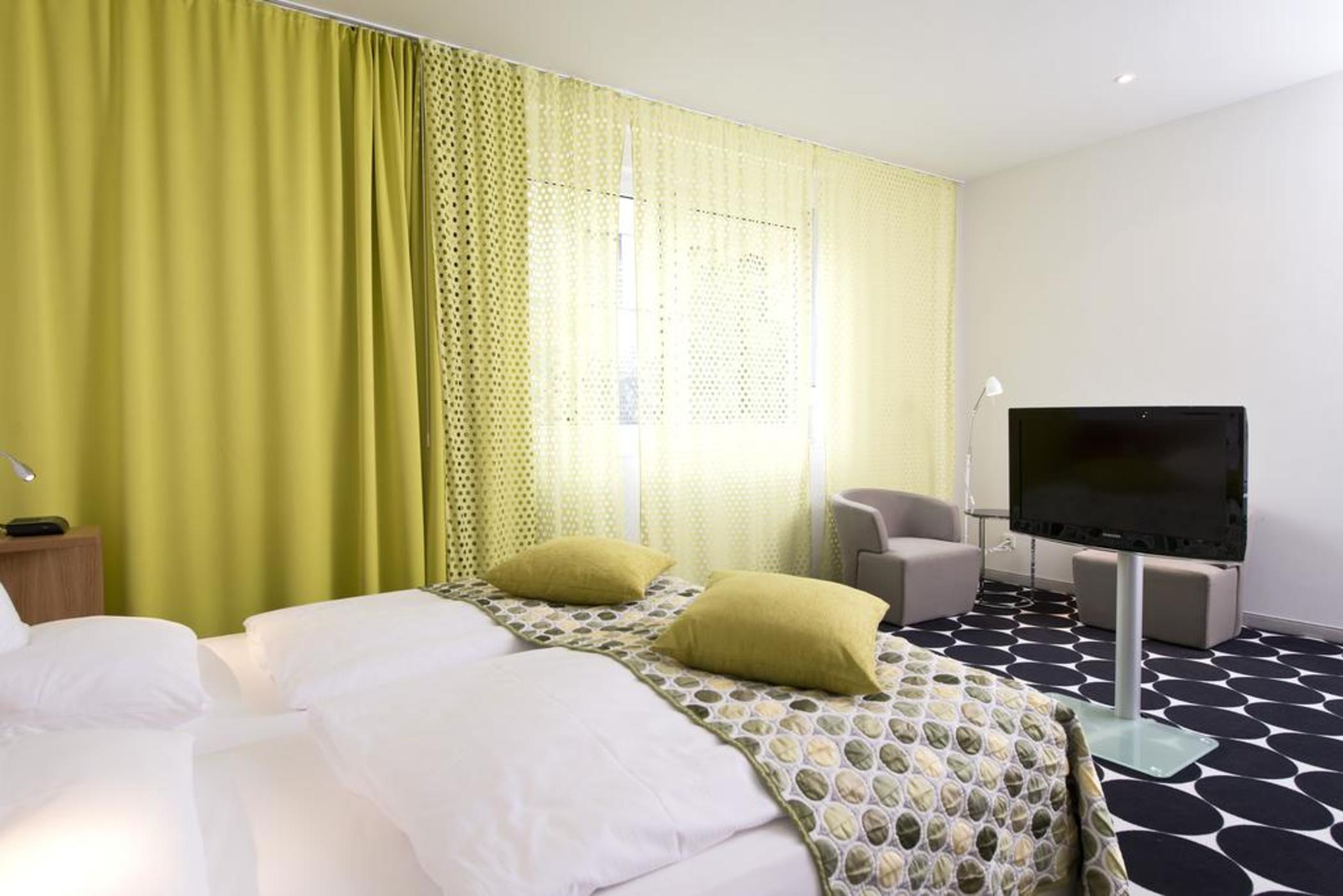 Hotel Tryp By Wyndham Frankfurt Frankfurt am Main Zimmer foto