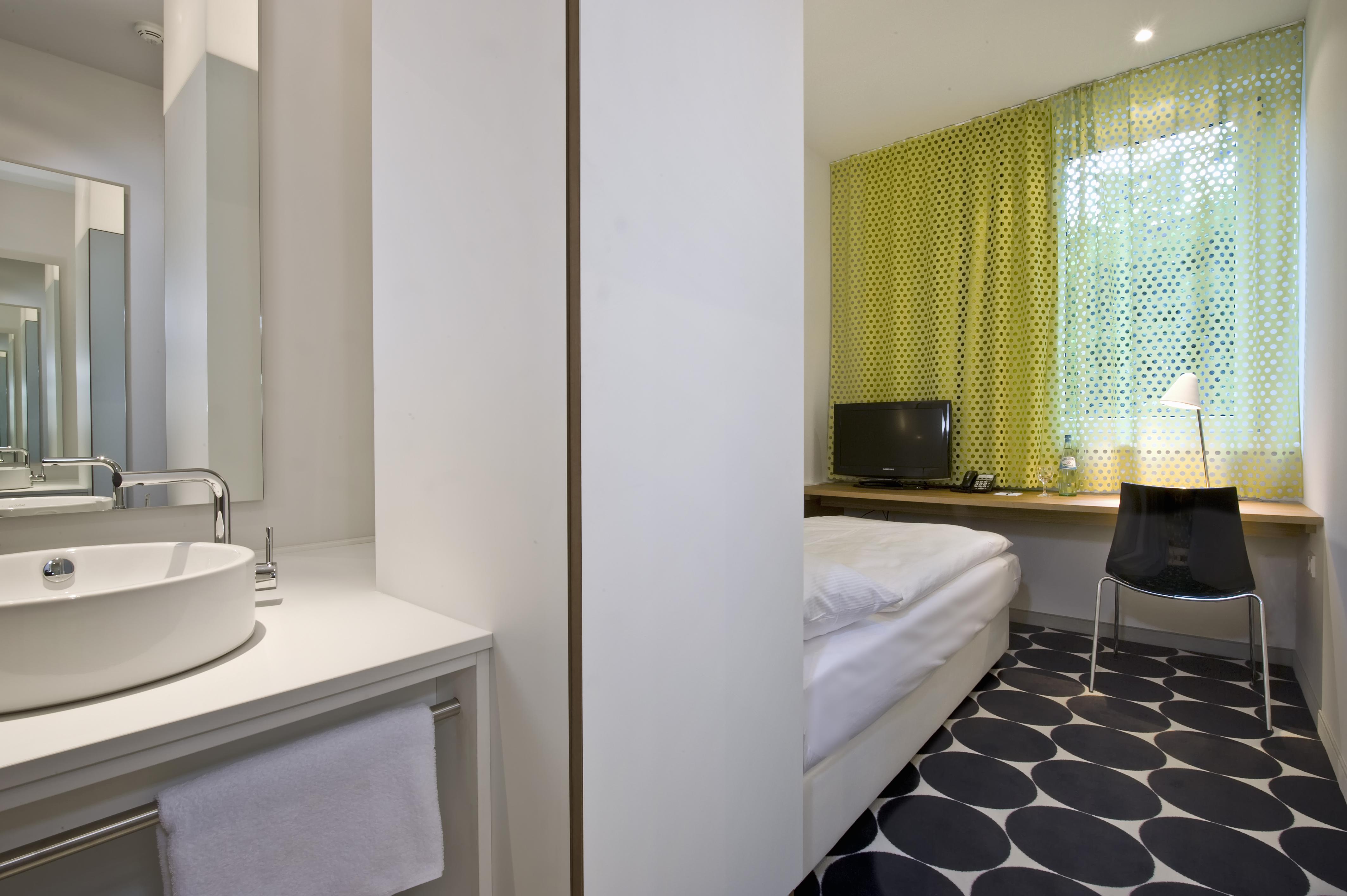 Hotel Tryp By Wyndham Frankfurt Frankfurt am Main Exterior foto