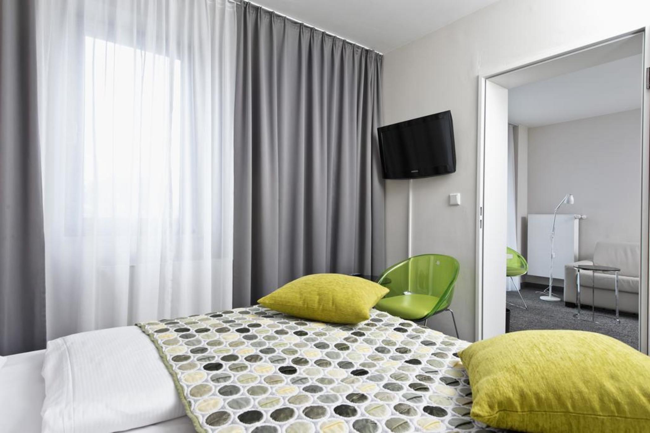 Hotel Tryp By Wyndham Frankfurt Frankfurt am Main Exterior foto
