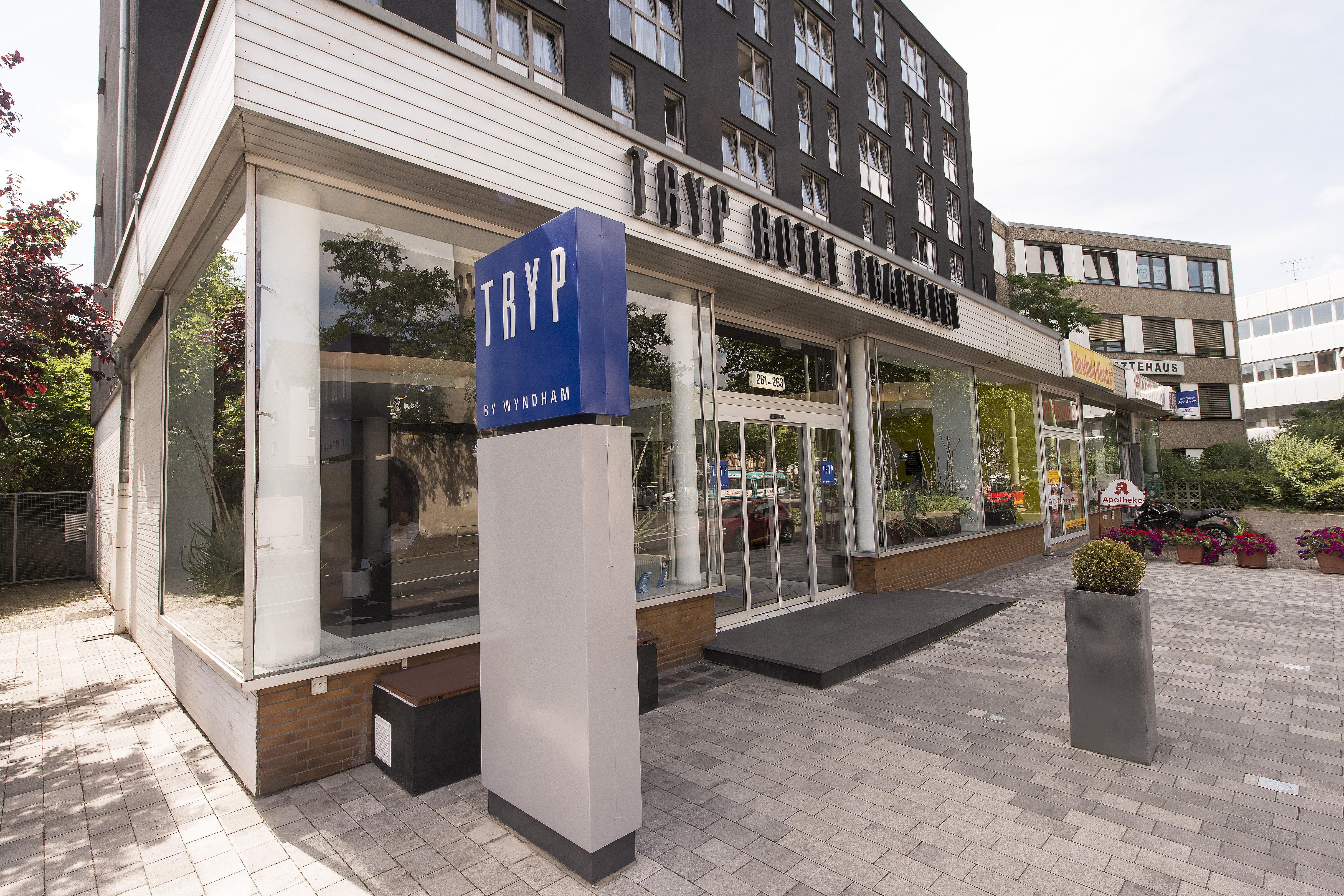 Hotel Tryp By Wyndham Frankfurt Frankfurt am Main Exterior foto