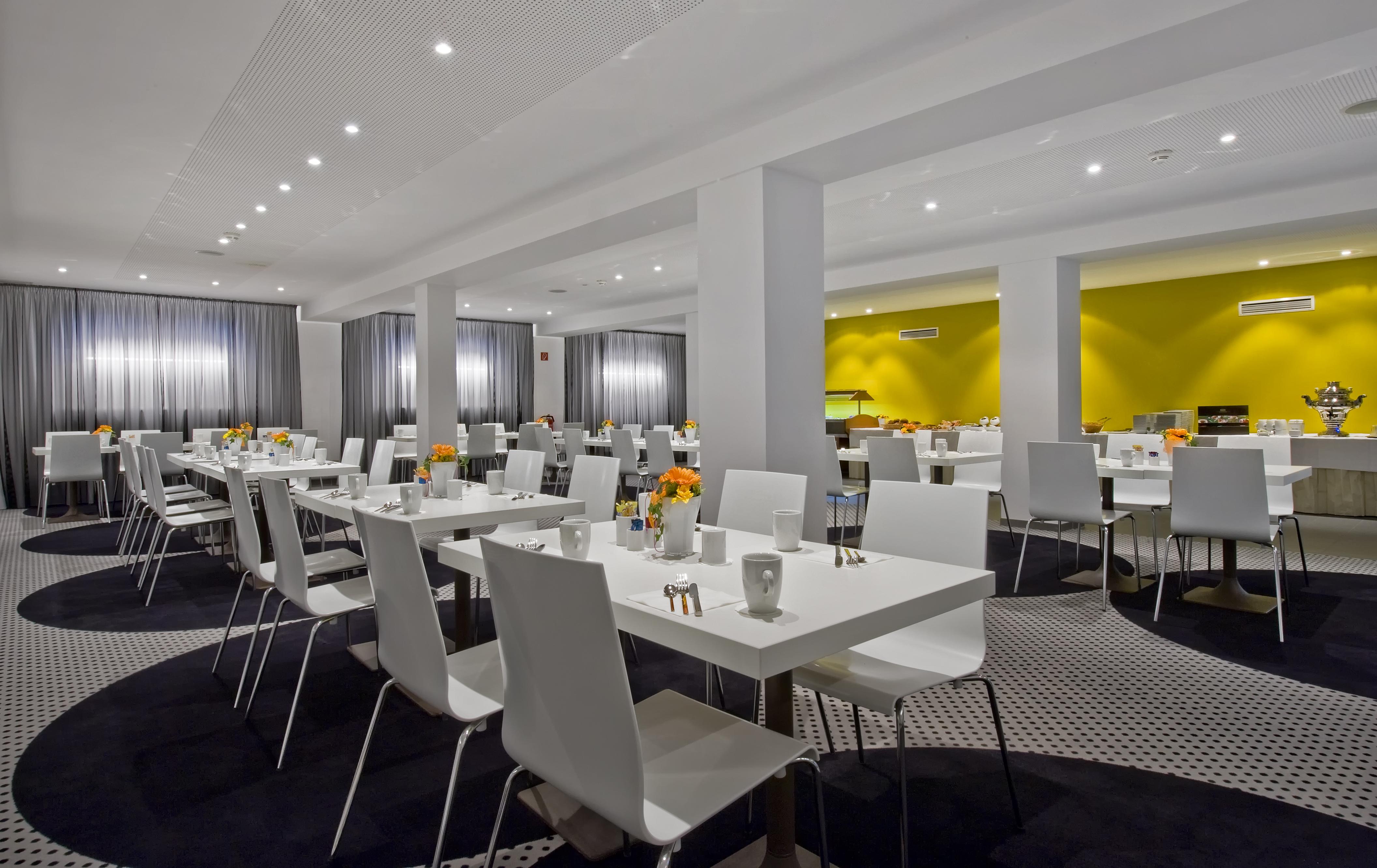 Hotel Tryp By Wyndham Frankfurt Frankfurt am Main Einrichtungen foto