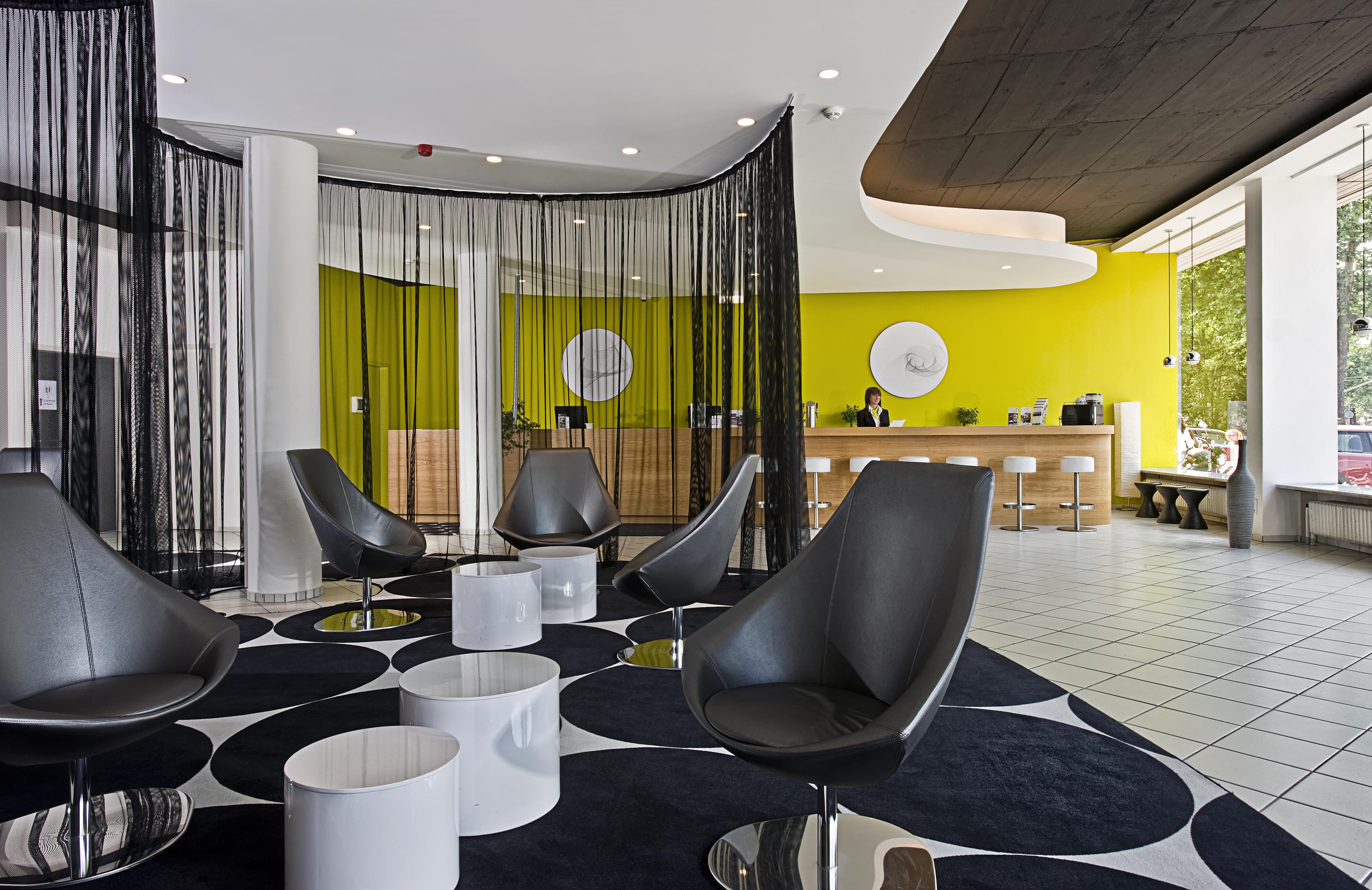 Hotel Tryp By Wyndham Frankfurt Frankfurt am Main Interior foto